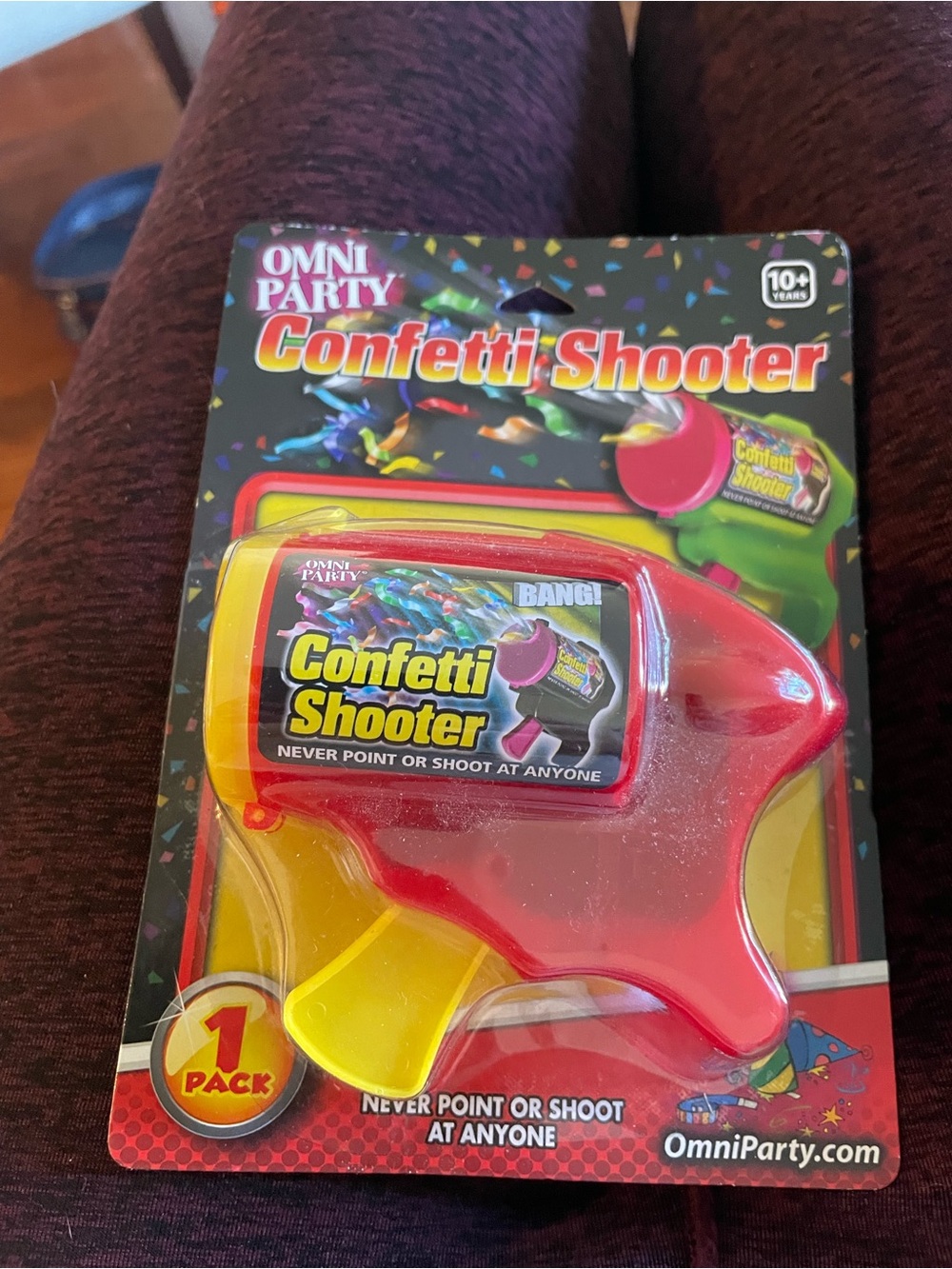 Confetti Shooter - Red and Yellow